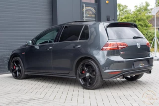 Volkswagen Golf – thumbnail 6
