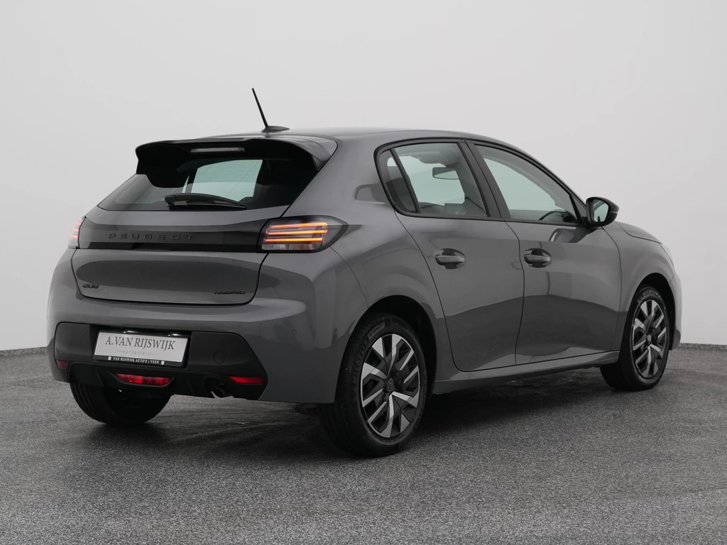 Peugeot 208 – foto 12