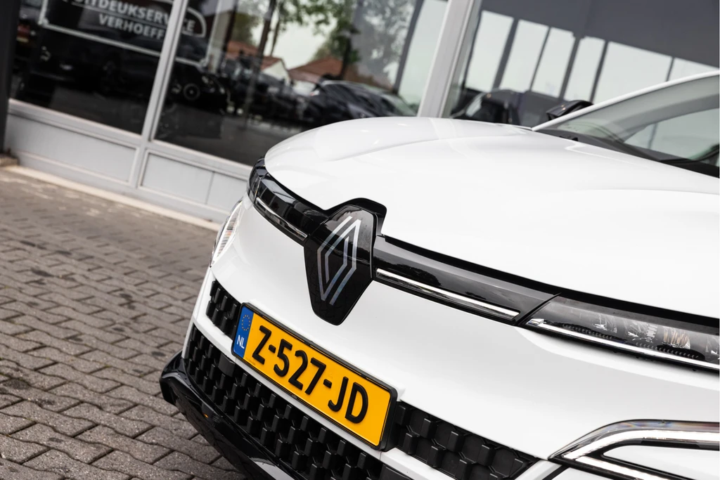 Renault Megane E-Tech – foto 14