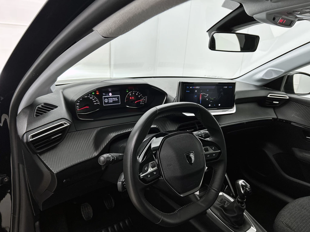 Peugeot 208 – foto 17