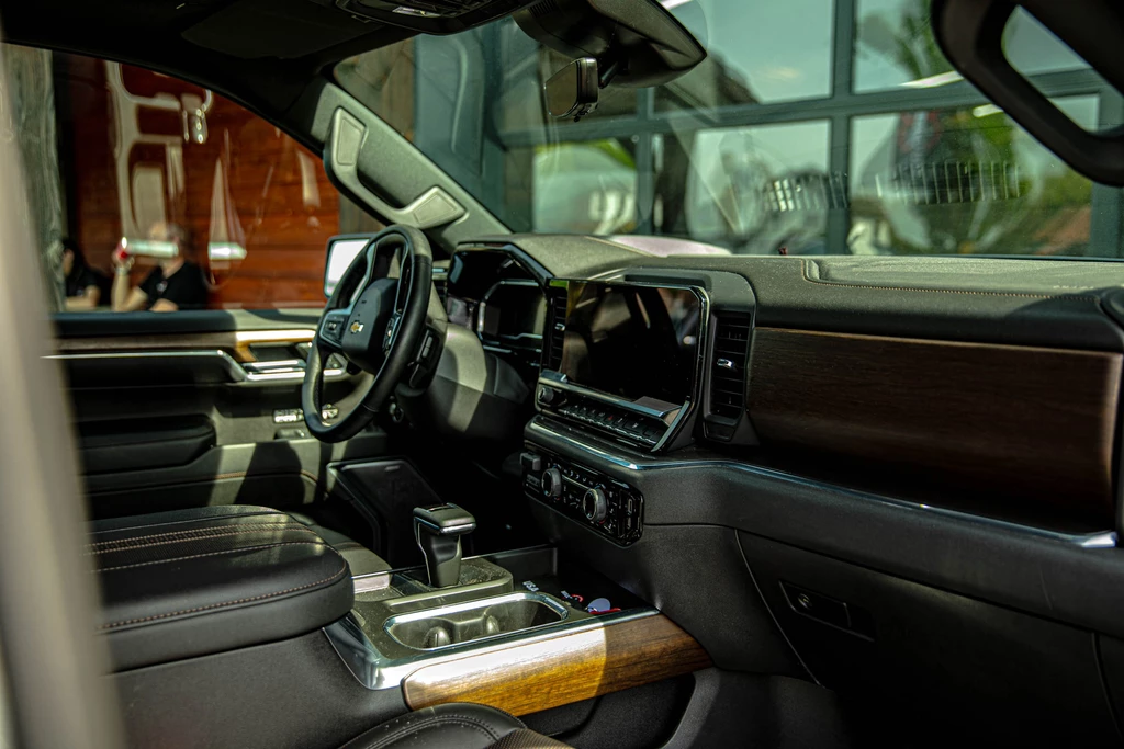 Chevrolet Silverado – foto 11