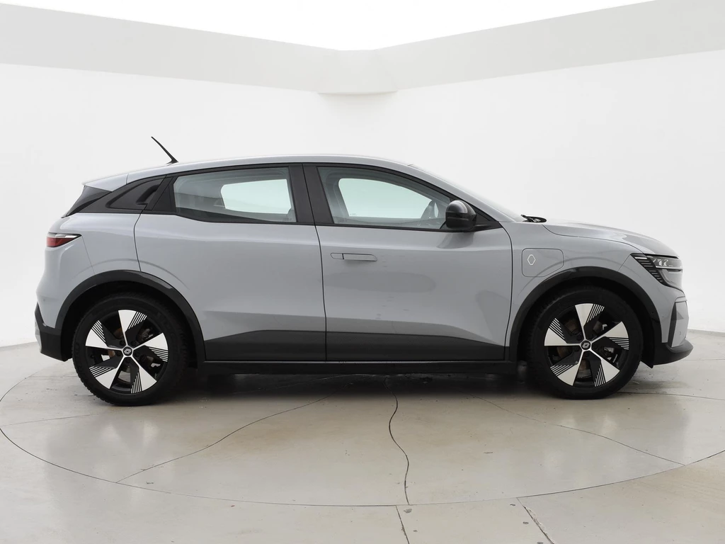 Renault Megane E-Tech – foto 5