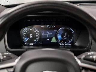 Volvo XC90 – thumbnail 32