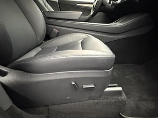 Tesla Model Y – thumbnail 13