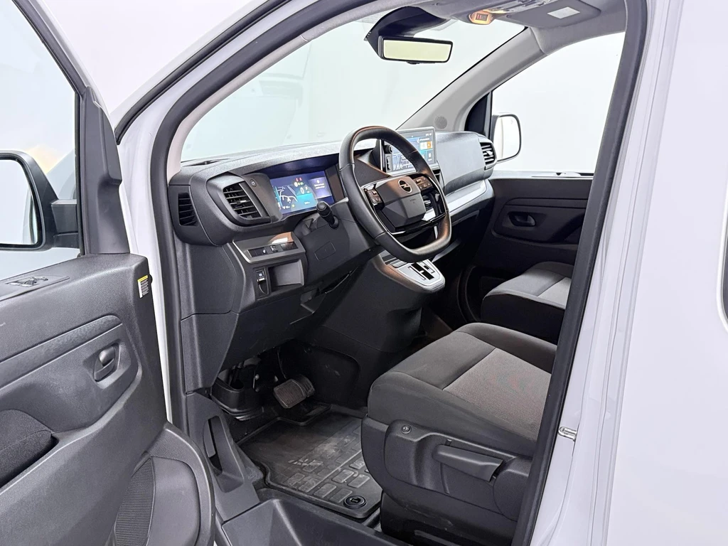 Opel Vivaro – foto 12