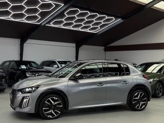 Peugeot 208 – thumbnail 1