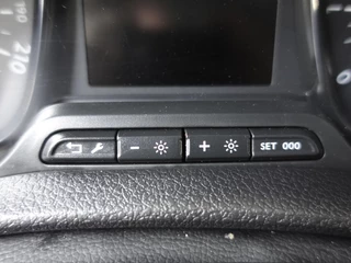 Opel Vivaro – thumbnail 25