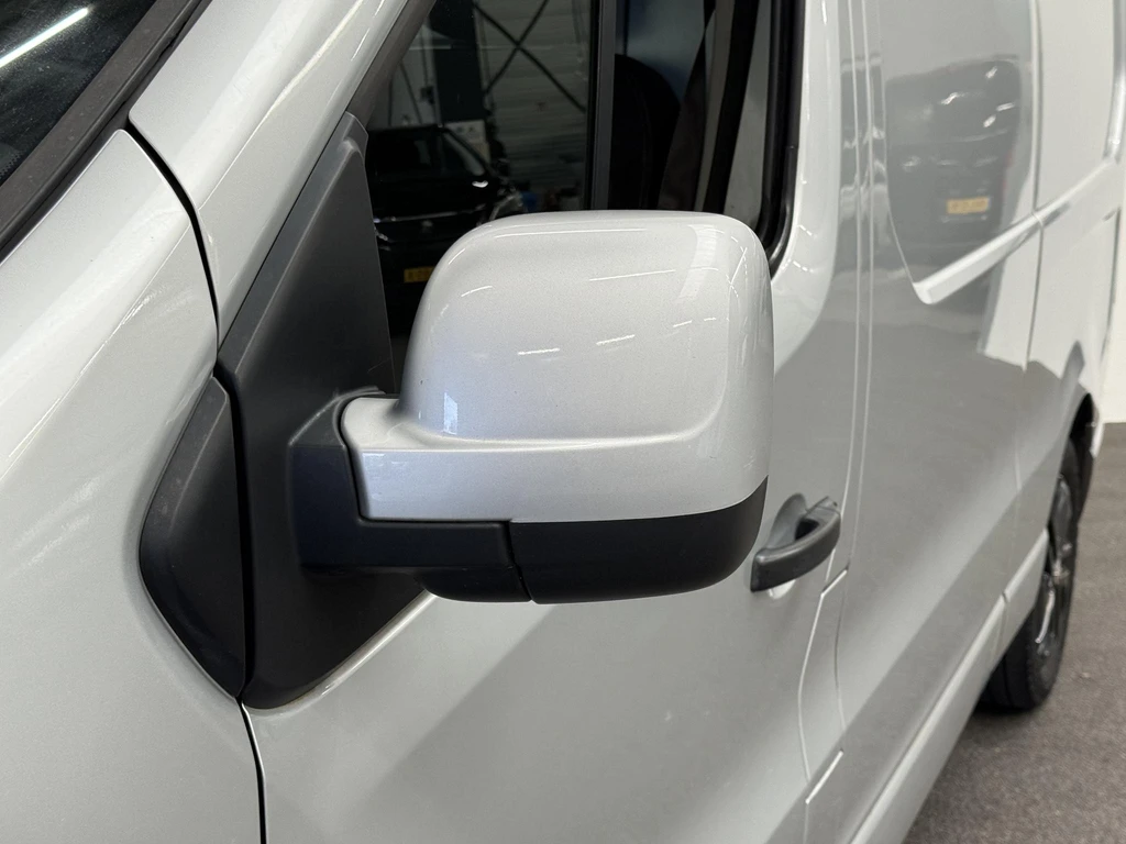 Opel Vivaro – foto 10