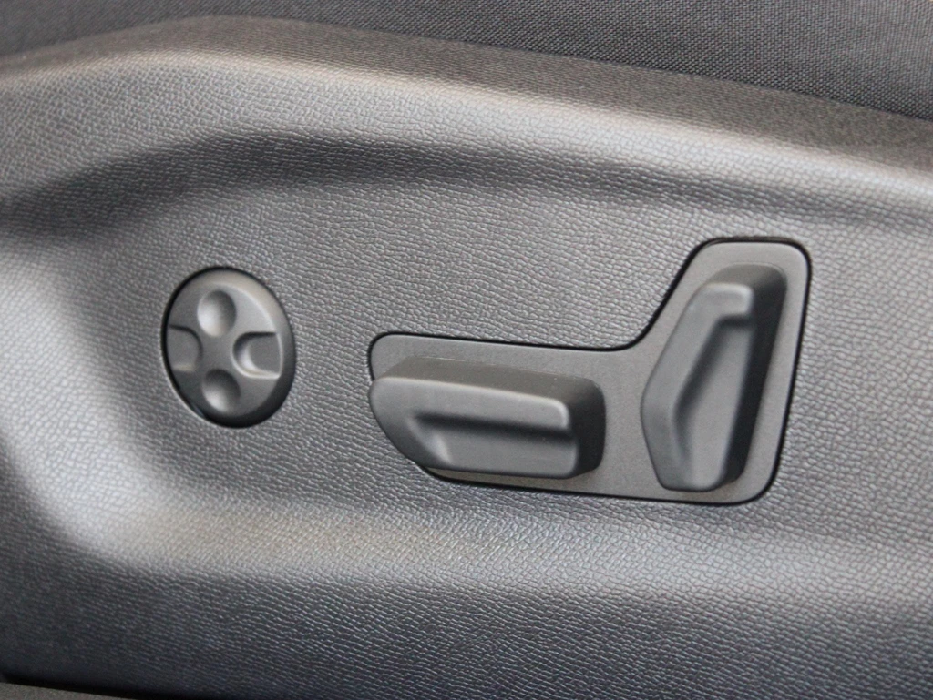 Peugeot 408 – foto 11
