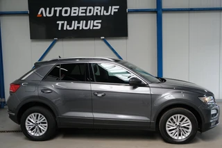 Volkswagen T-Roc – thumbnail 4