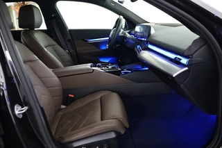 BMW i5 – thumbnail 14