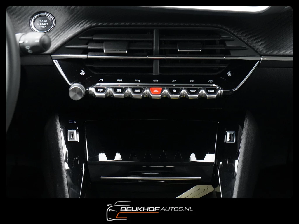 Peugeot e-2008 – foto 30