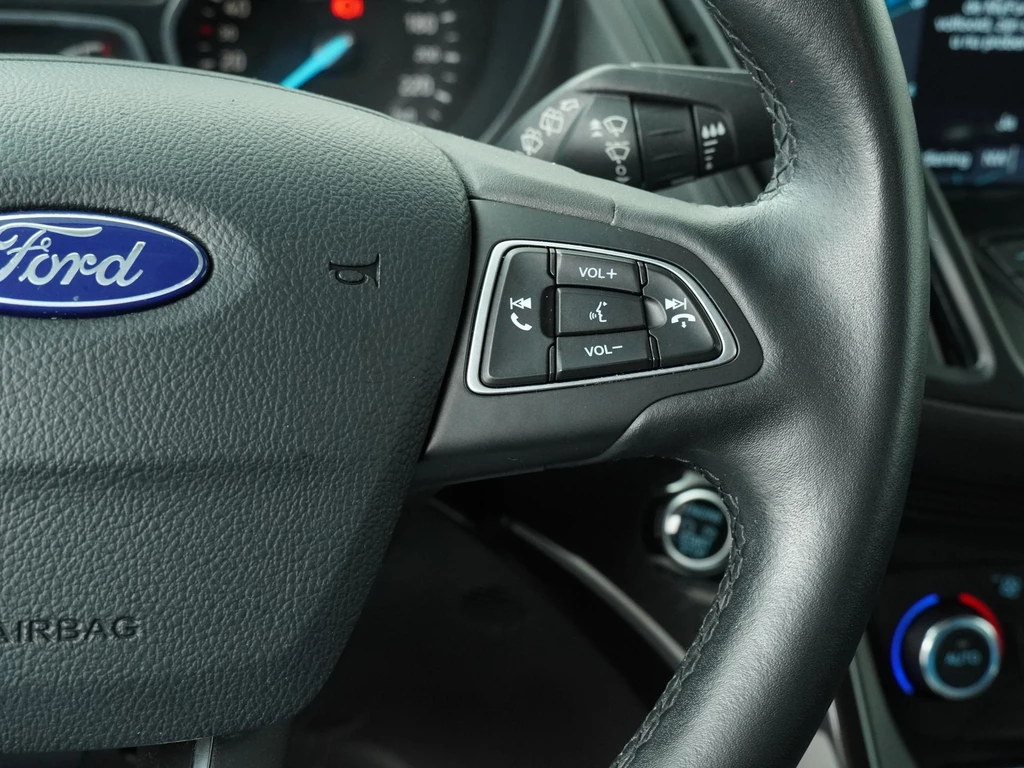 Ford Kuga – foto 19