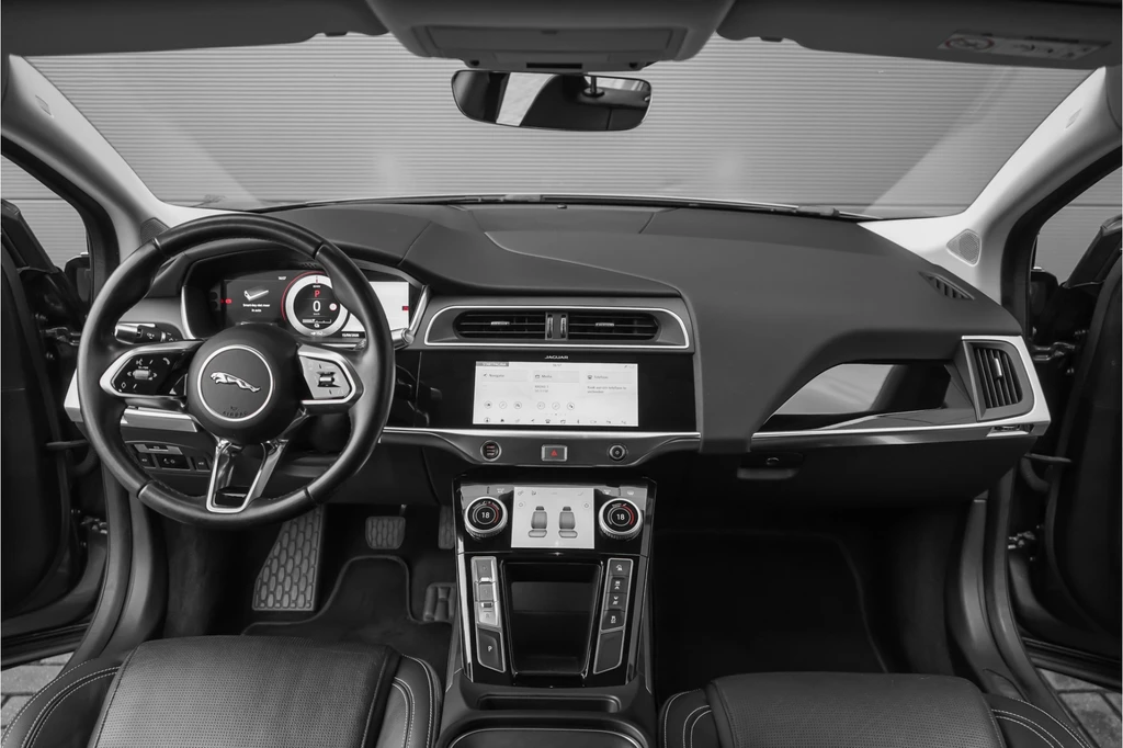 Jaguar I-PACE – foto 10