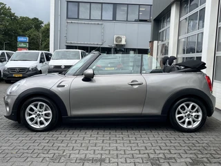 MINI Cooper Cabrio – thumbnail 3