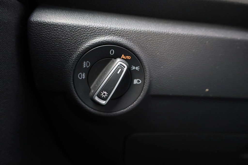 Volkswagen T-Roc – foto 12