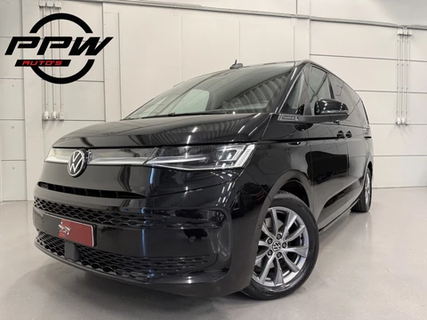 Volkswagen Multivan 1.4 eHybrid L2 Energetic 6p. PANO/TREKHAAK/LEER/MASSAGE+VENTILATIE/SOH 93%/H&K/HEAD-UP/CAMERA/ACC/ADAPTIVE-ONDERSTEL/ELECTR.SCHUIFDEUREN/18"/BLACK-PEARL/VOLLEDIGE VW DEALER HISTORIE, NET OH BEURT GEHAD!!