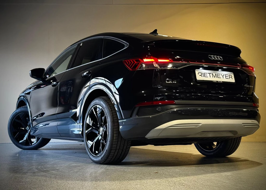 Audi Q4 Sportback e-tron – foto 3
