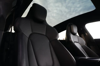 Porsche Taycan – thumbnail 13