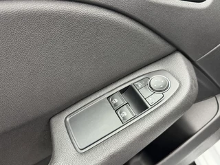 Renault Clio – thumbnail 25