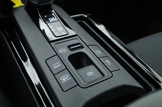 Toyota Prius – thumbnail 21