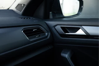 Volkswagen T-Roc – thumbnail 47