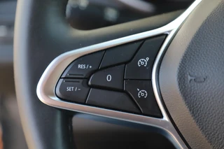 Renault Clio – thumbnail 13
