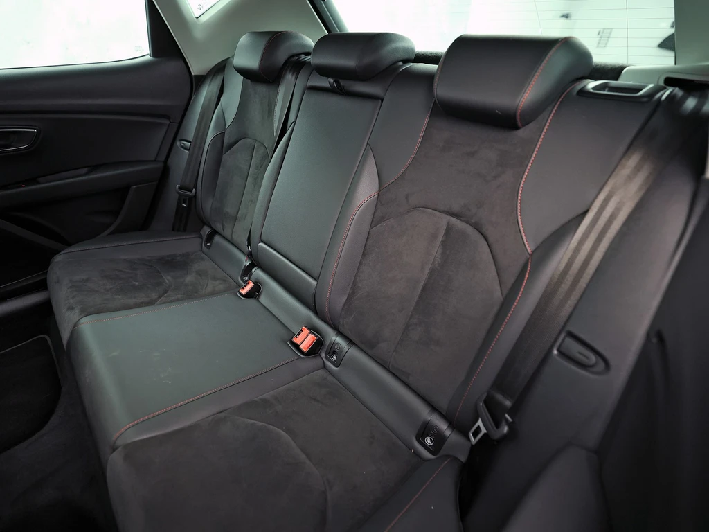 SEAT Leon – foto 16