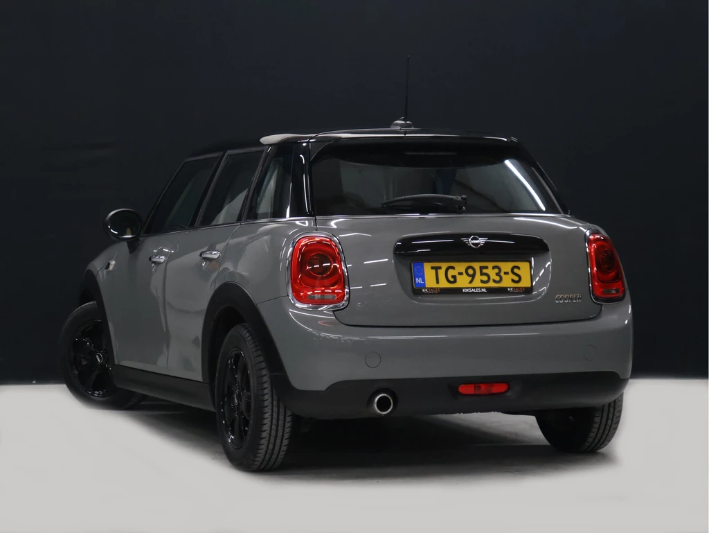 MINI 5-deurs – foto 3