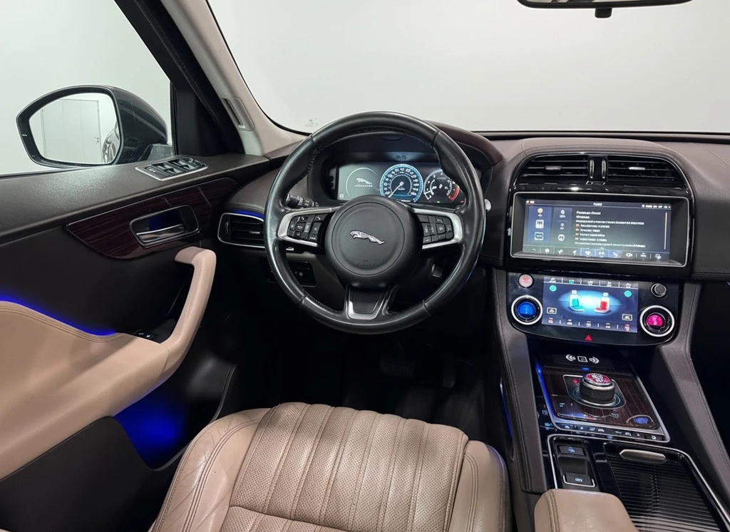 Jaguar F-PACE – foto 13