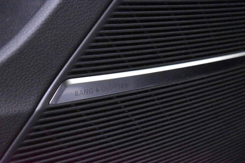 Audi Q8 – foto 18