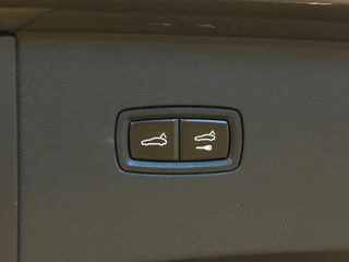 Porsche Cayenne – thumbnail 26