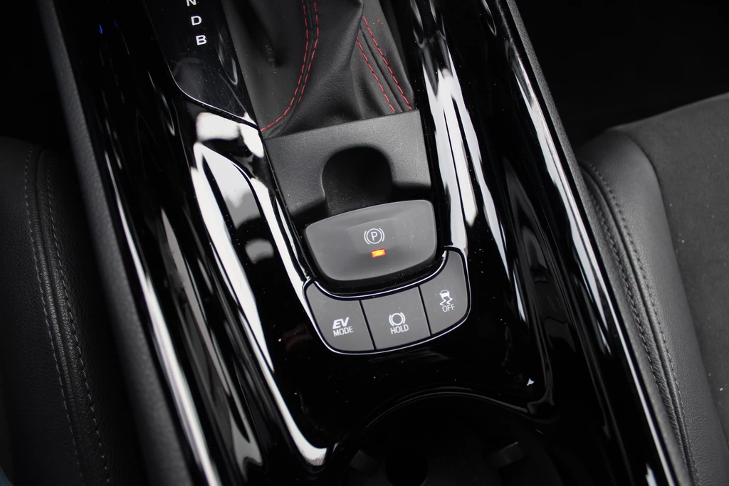 Toyota C-HR – foto 28