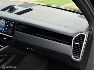 Porsche Cayenne – thumbnail 33