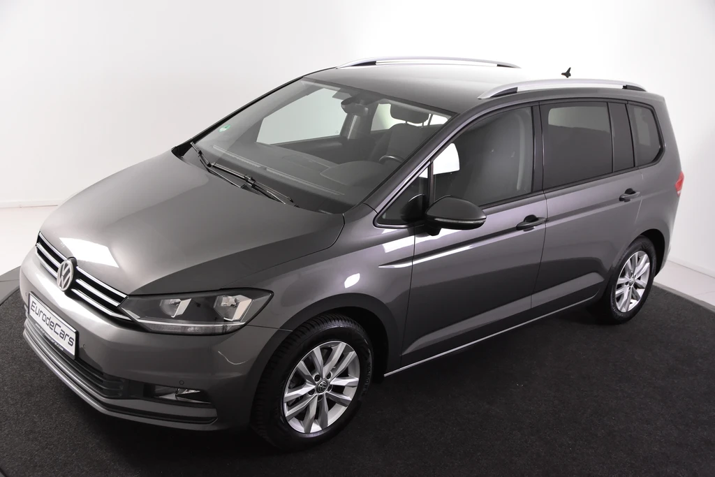 Volkswagen Touran – foto 2