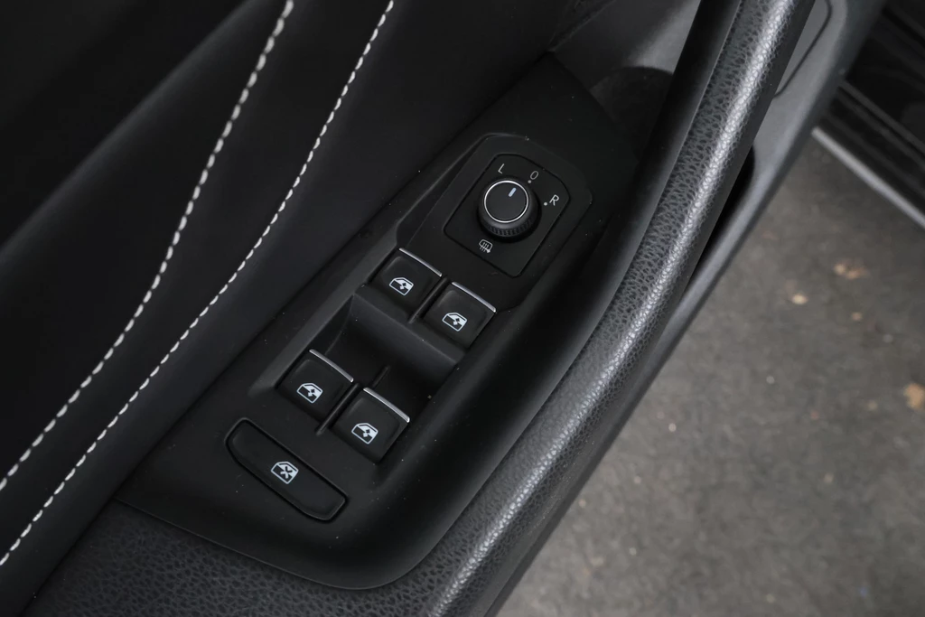 Volkswagen Passat – foto 17