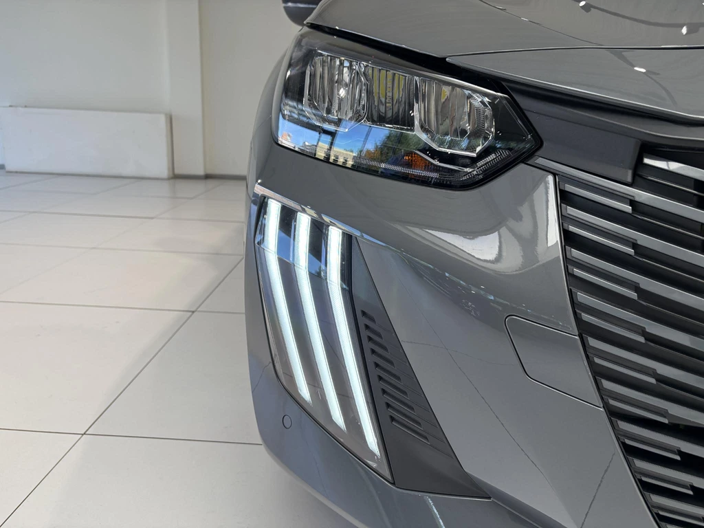 Peugeot 208 – foto 16
