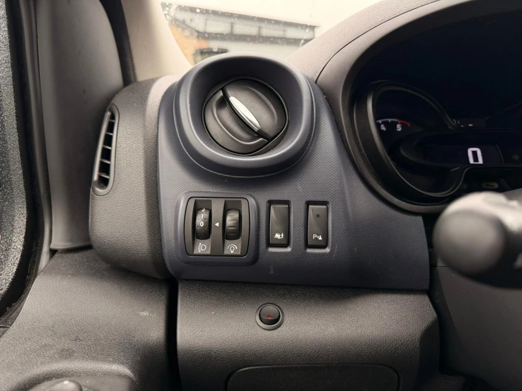 Opel Vivaro – foto 13