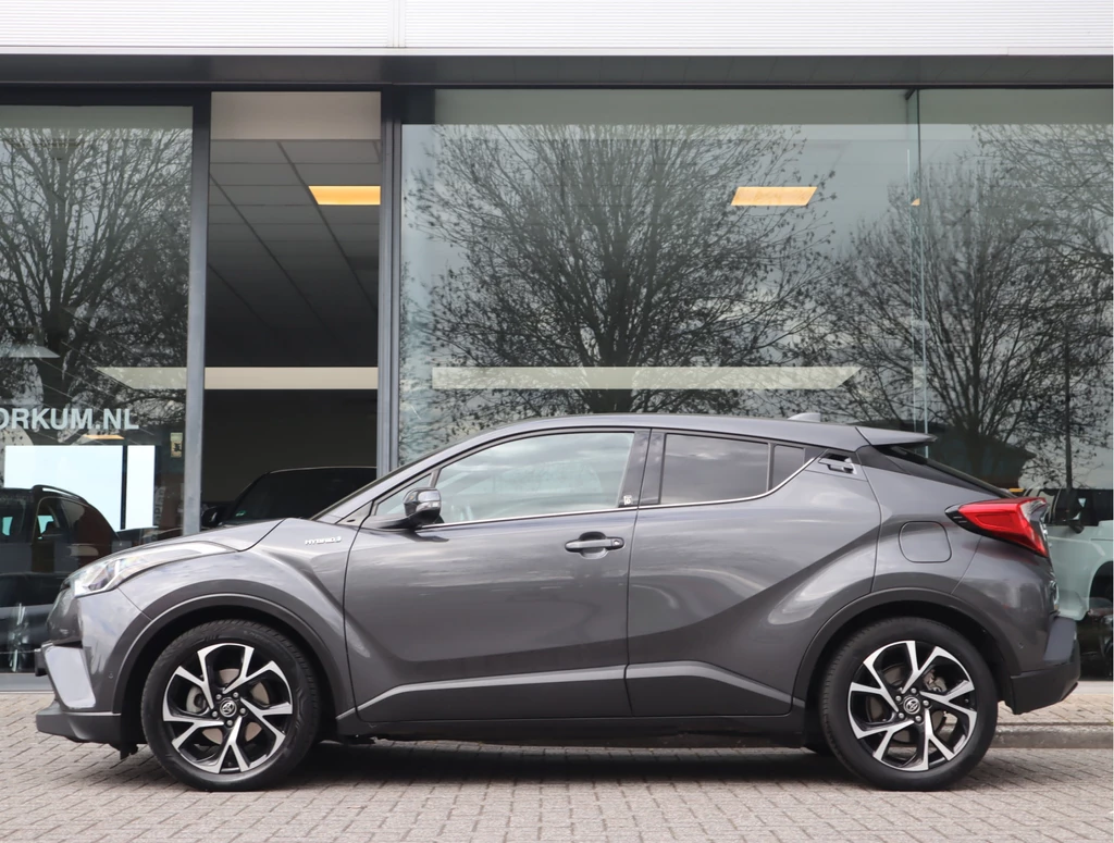 Toyota C-HR – foto 2