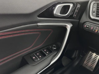Kia ProCeed – thumbnail 24