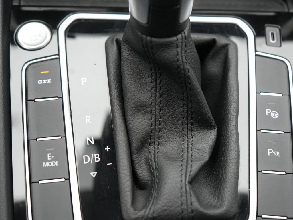 Volkswagen Passat – foto 30