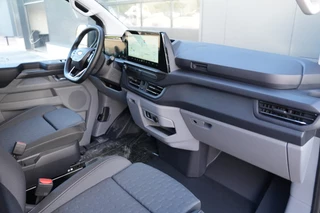 Ford Transit Custom – thumbnail 17