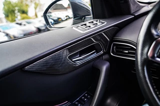 Jaguar F-PACE – thumbnail 96