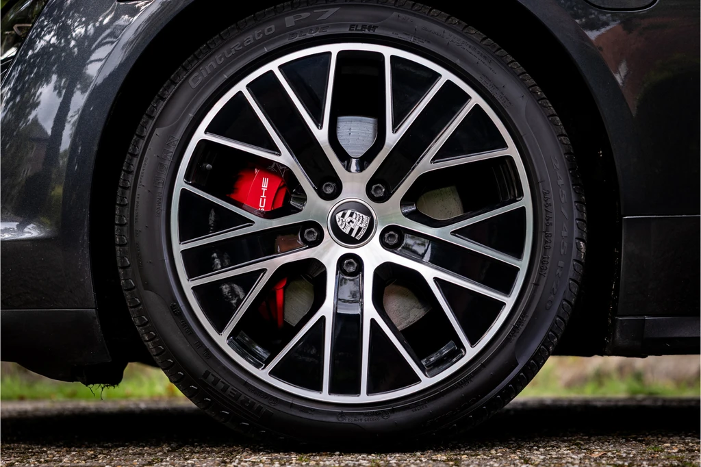 Porsche Taycan – foto 18