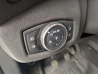 Ford Transit Connect – thumbnail 27