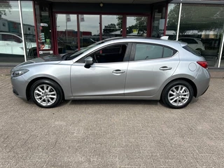 Mazda 3 – thumbnail 1