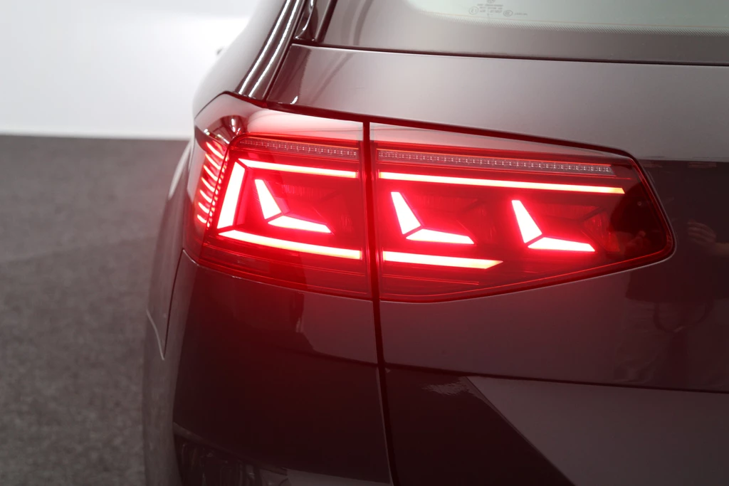 Volkswagen Passat – foto 21