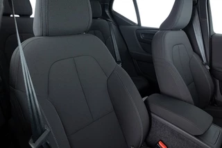 Volvo EX40 – thumbnail 11