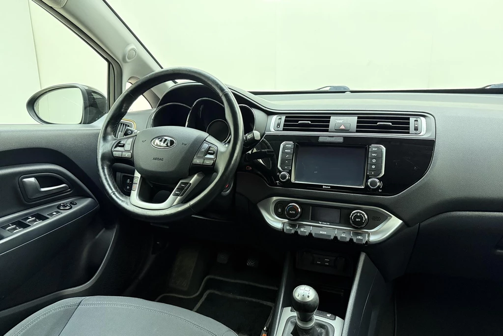Kia Rio – foto 18