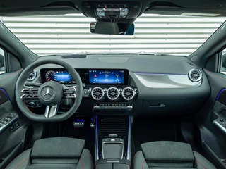Mercedes-Benz GLA – thumbnail 11